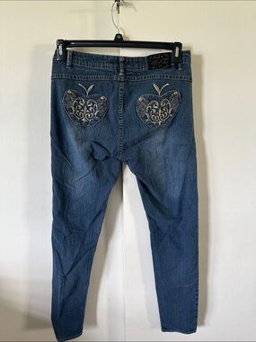 Apple Bottoms Junior’s Dark Blue Embroidered Heart Back Pocket Jeans